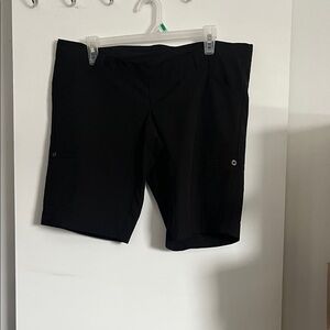 Thyme Maternity Black Capris